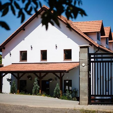 Vilafrancisca10 Alba Iulia Exteriör bild
