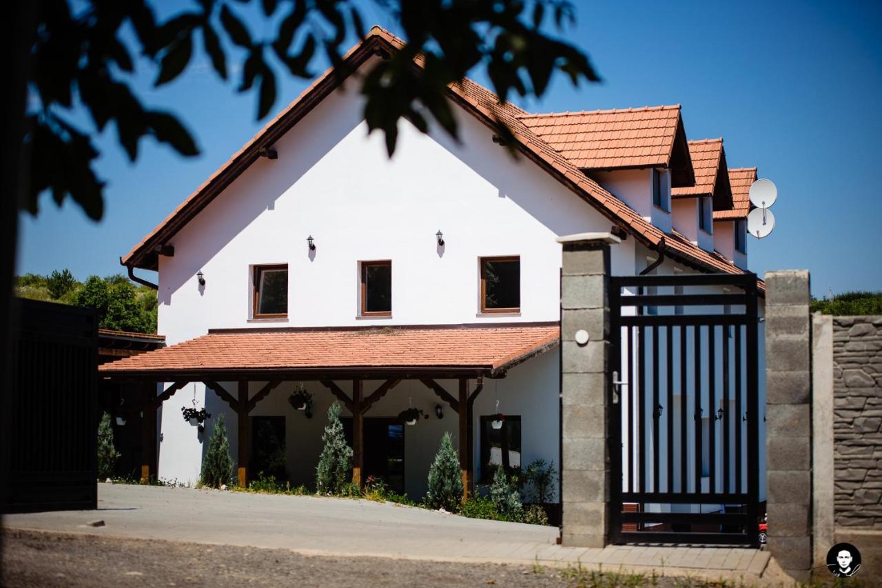 Vilafrancisca10 Alba Iulia Exteriör bild